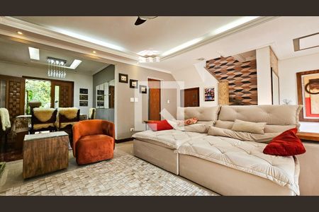 Sala de casa para alugar com 4 quartos, 350m² em Vila Arriete, São Paulo