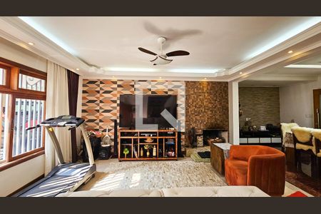 Sala de casa para alugar com 4 quartos, 350m² em Vila Arriete, São Paulo