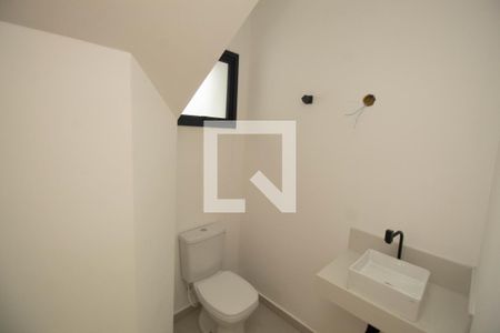 Lavabo de casa à venda com 3 quartos, 140m² em Jardim Guapira, São Paulo