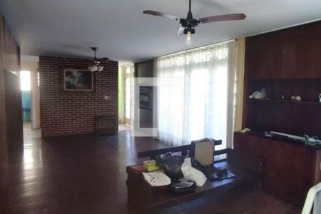 Casa à venda com 5 quartos, 330m² em Boa Viagem, Niterói