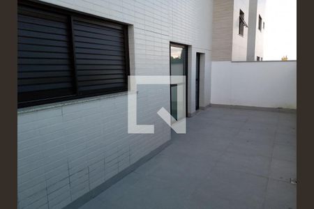 Apartamento à venda com 2 quartos, 67m² em Renascença, Belo Horizonte