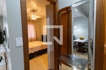 Corredor de casa para alugar com 3 quartos, 79m² em Aberta dos Morros, Porto Alegre