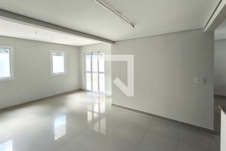 Sala de casa de condomínio à venda com 3 quartos, 190m² em Gramadão, Jundiaí