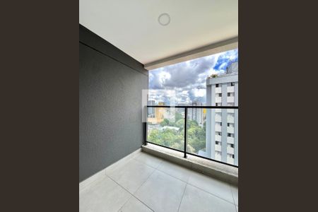 Varanda de kitnet/studio à venda com 1 quarto, 28m² em Chácara Inglesa, São Paulo