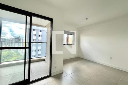 Sala/Quarto de kitnet/studio à venda com 1 quarto, 28m² em Chácara Inglesa, São Paulo