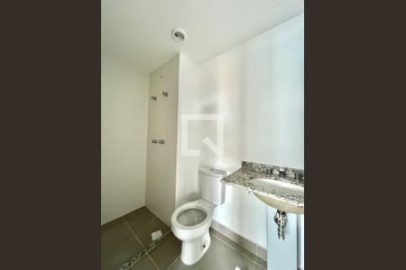 Banheiro de kitnet/studio à venda com 1 quarto, 28m² em Chácara Inglesa, São Paulo