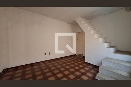 Sala de casa à venda com 2 quartos, 116m² em Jardim Ana Maria, Santo André