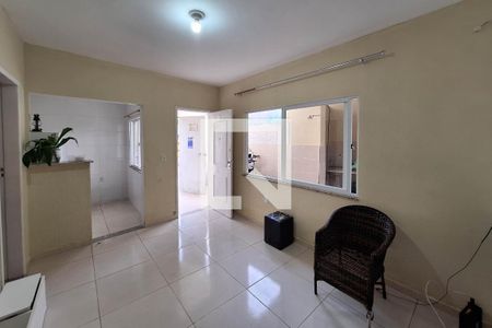 Sala de casa à venda com 2 quartos, 190m² em Marazul, Niterói