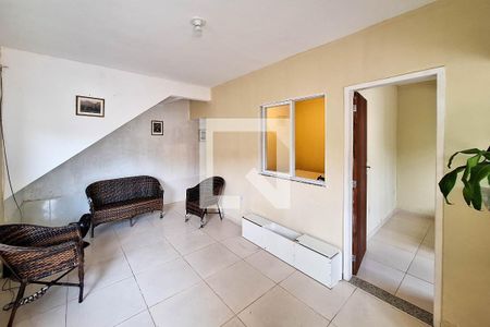 Sala de casa à venda com 2 quartos, 190m² em Marazul, Niterói