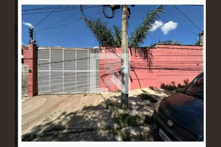 Casa à venda com 3 quartos, 300m² em Alvorada, Contagem
