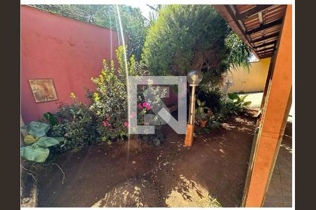 Casa à venda com 3 quartos, 300m² em Alvorada, Contagem
