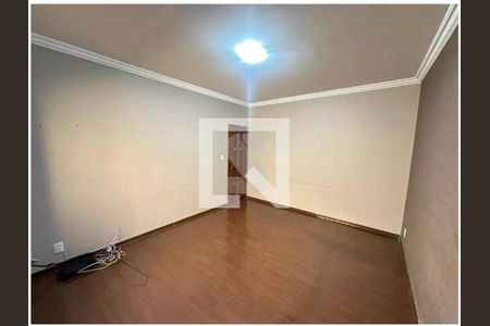 Casa à venda com 3 quartos, 300m² em Alvorada, Contagem