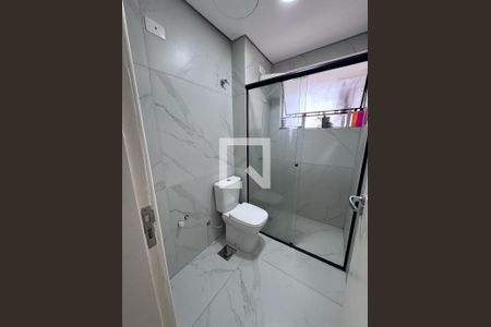 Banheiro de apartamento à venda com 2 quartos, 58m² em Tristeza, Porto Alegre