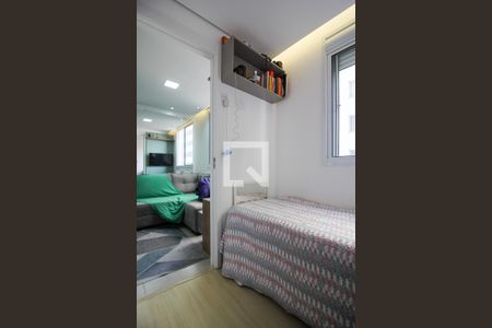 Quarto 1 de apartamento para alugar com 2 quartos, 33m² em Jardim Prudência, São Paulo