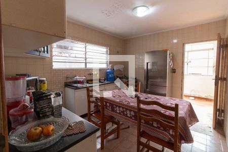 Cozinha de casa para alugar com 2 quartos, 250m² em Rio Pequeno, São Paulo