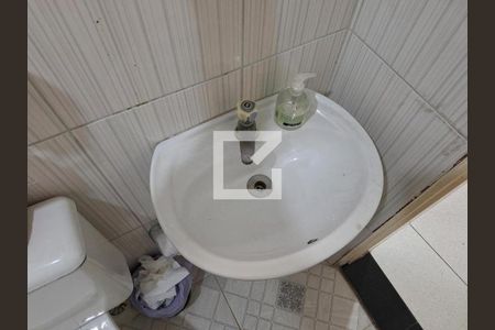 Banheiro de casa à venda com 2 quartos, 200m² em Vila Santa Maria, São Paulo