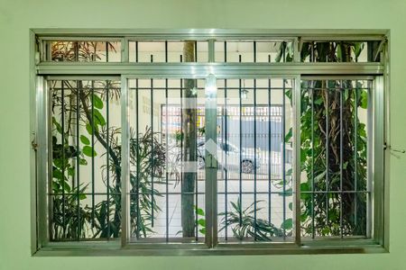 Sala de casa à venda com 3 quartos, 222m² em Vila Alexandria, São Paulo