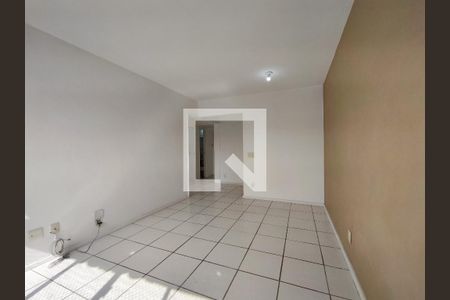Sala de apartamento à venda com 3 quartos, 80m² em Cidade Nova, Rio de Janeiro
