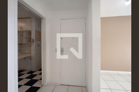 Entrada de apartamento à venda com 3 quartos, 80m² em Cidade Nova, Rio de Janeiro