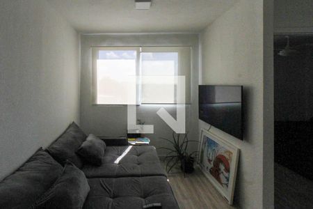 Sala de apartamento para alugar com 2 quartos, 47m² em Parque São Lourenço, São Paulo