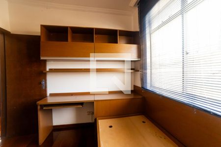 Quarto 1 de apartamento à venda com 3 quartos, 80m² em Lagoinha, Belo Horizonte