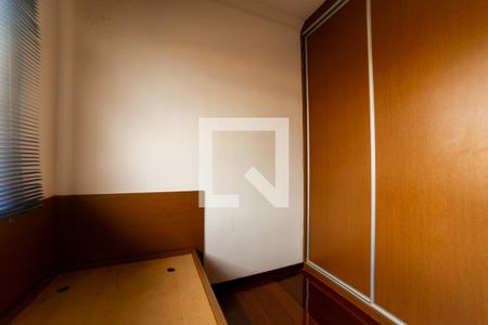 Quarto 1 de apartamento à venda com 3 quartos, 80m² em Lagoinha, Belo Horizonte