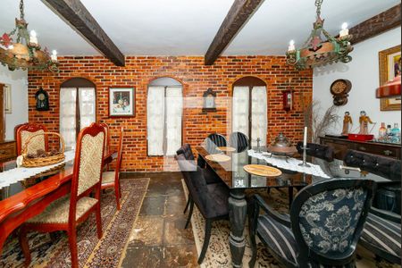 Sala 2 de casa à venda com 5 quartos, 316m² em Vila Paris, Belo Horizonte