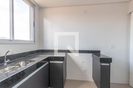 Cozinha de apartamento à venda com 3 quartos, 69m² em Havaí, Belo Horizonte