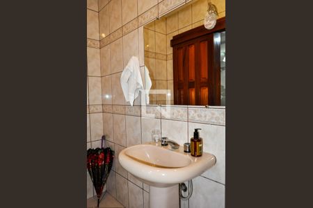 Lavabo de casa à venda com 5 quartos, 160m² em Menino Deus, Porto Alegre