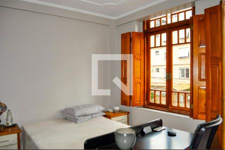 Suíte 1 de casa à venda com 5 quartos, 160m² em Menino Deus, Porto Alegre