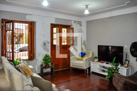 Sala de casa à venda com 5 quartos, 160m² em Menino Deus, Porto Alegre