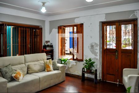 Sala de casa à venda com 5 quartos, 160m² em Menino Deus, Porto Alegre