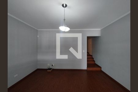 Sala de casa à venda com 3 quartos, 107m² em Vila Nair, São Paulo