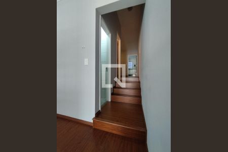 Corredor de casa à venda com 3 quartos, 107m² em Vila Nair, São Paulo