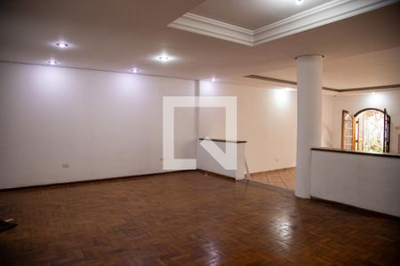 Sala de casa à venda com 3 quartos, 305m² em Granja Julieta, São Paulo