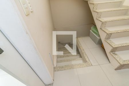 Hall do 2º andar de casa à venda com 2 quartos, 132m² em Vista Alegre, Rio de Janeiro