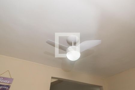 Sala de casa à venda com 2 quartos, 132m² em Vista Alegre, Rio de Janeiro