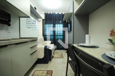 Sala de apartamento para alugar com 1 quarto, 37m² em Boca do Rio, Salvador