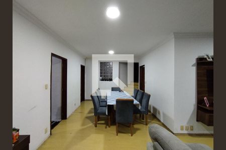 Sala de casa à venda com 3 quartos, 189m² em Vila Brasilio Machado, São Paulo