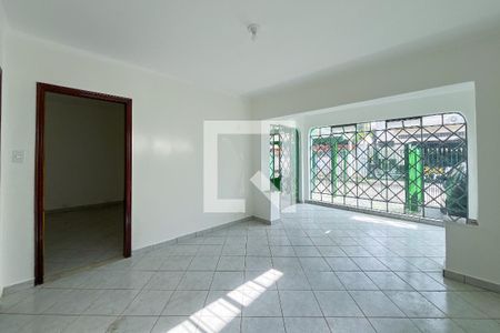 Sala de casa à venda com 2 quartos, 100m² em Vila Arcadia, São Paulo