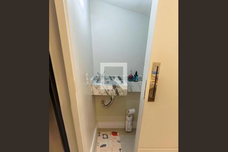 Lavabo de casa de condomínio para alugar com 3 quartos, 140m² em Sacomã, São Paulo
