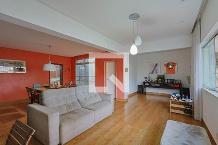 Sala de casa à venda com 3 quartos, 399m² em São Pedro, Belo Horizonte