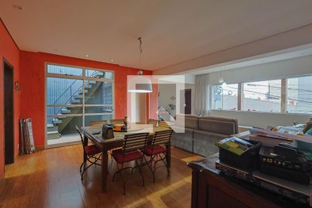 Sala de casa à venda com 3 quartos, 399m² em São Pedro, Belo Horizonte