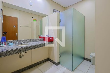 Banheiro de casa à venda com 3 quartos, 399m² em São Pedro, Belo Horizonte