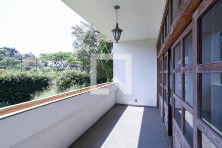 Varanda da sala 1 de casa para alugar com 6 quartos, 1400m² em Bandeirantes (pampulha), Belo Horizonte