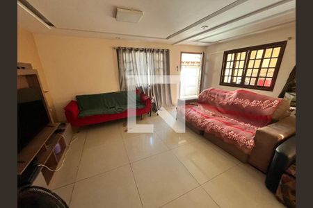 Sala de casa à venda com 4 quartos, 370m² em Taquara, Rio de Janeiro