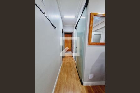 Corredor de apartamento à venda com 2 quartos, 63m² em Jardim Sarah, São Paulo