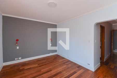 Quarto 1 de casa para alugar com 4 quartos, 210m² em Jardim Santa Helena, São Paulo