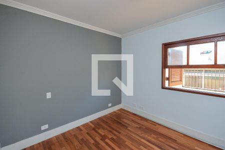 Quarto 2 de casa para alugar com 4 quartos, 210m² em Jardim Santa Helena, São Paulo