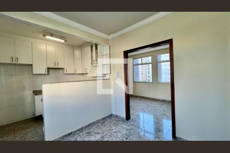 sala 2 de apartamento à venda com 3 quartos, 90m² em Calafate, Belo Horizonte